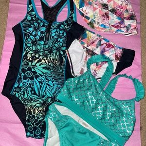 3 Girls swimsuits size 7/8